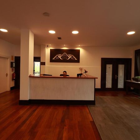 Hotel The Park Деріо Екстер'єр фото